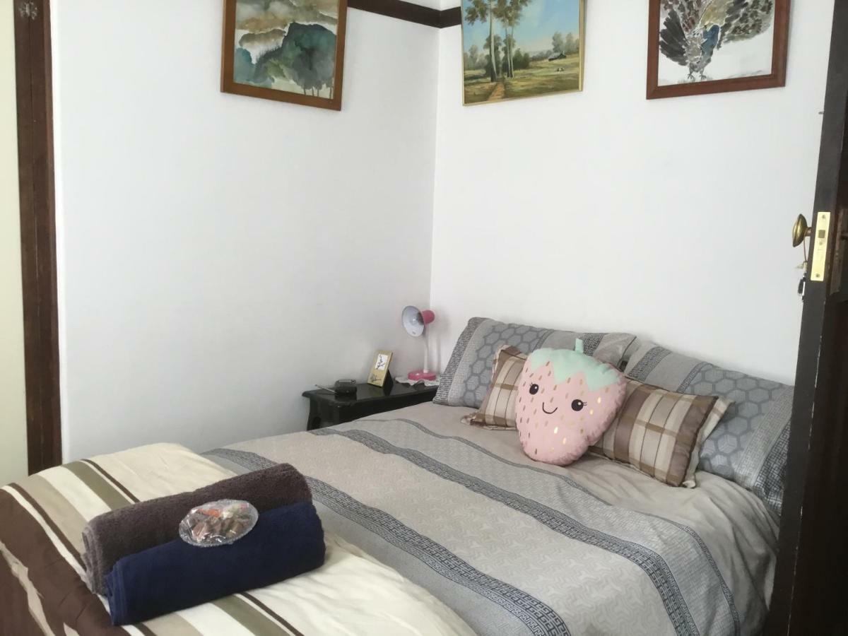 غولبورن Fireside Inn Guesthouse المظهر الخارجي الصورة